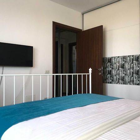 Pipera Lake View By Acme Rent Βουκουρέστι Εξωτερικό φωτογραφία