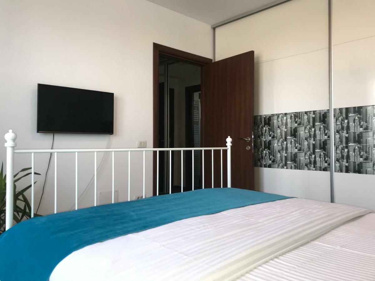 Pipera Lake View By Acme Rent Βουκουρέστι Εξωτερικό φωτογραφία